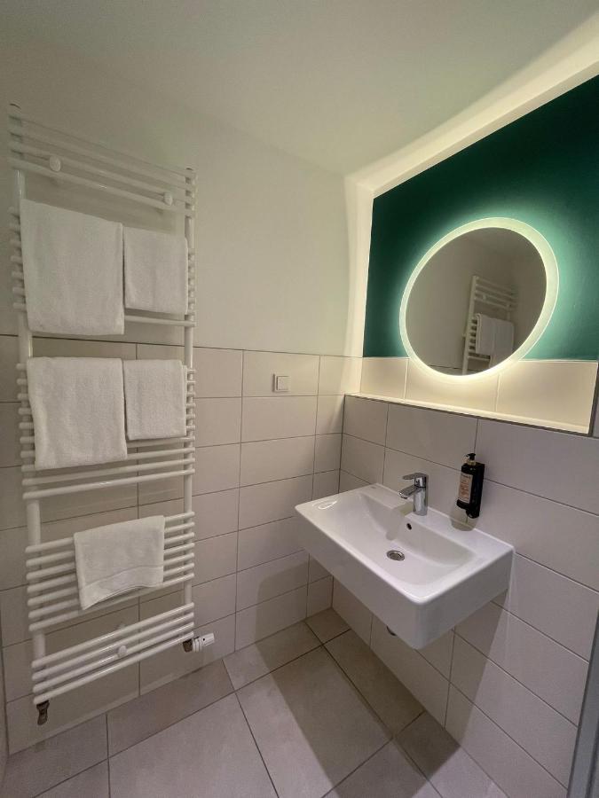 Hotel Xenia フレンスブルク エクステリア 写真