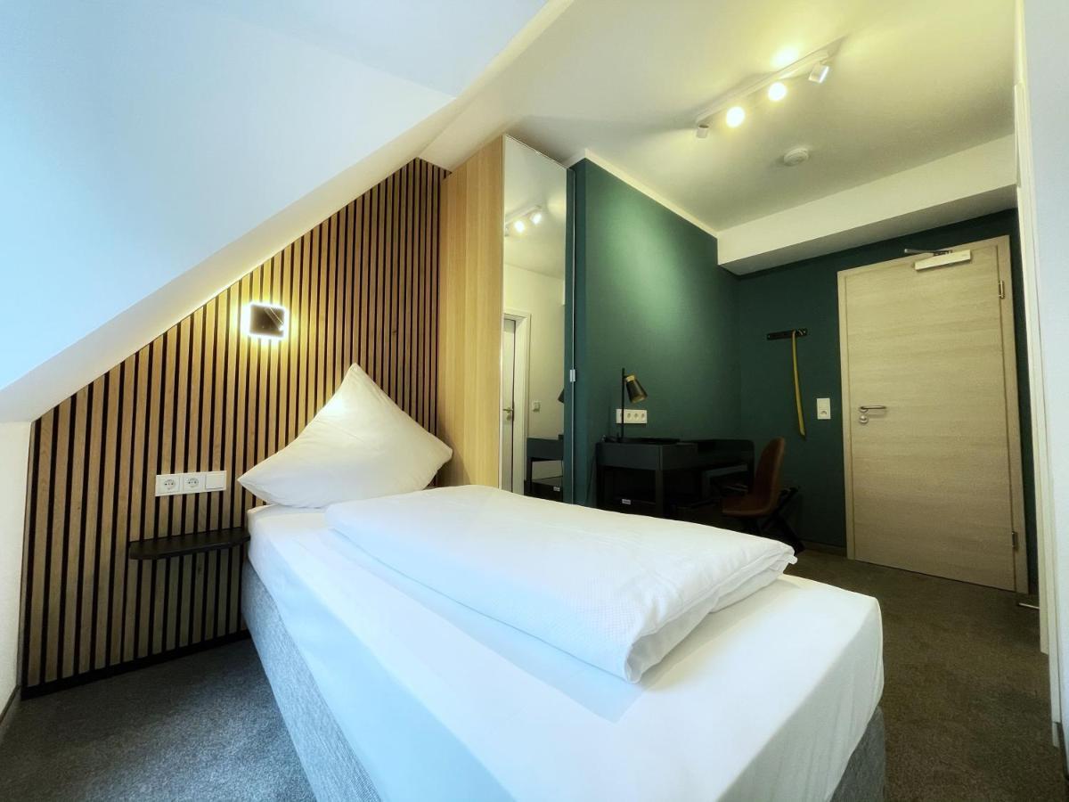 Hotel Xenia フレンスブルク エクステリア 写真