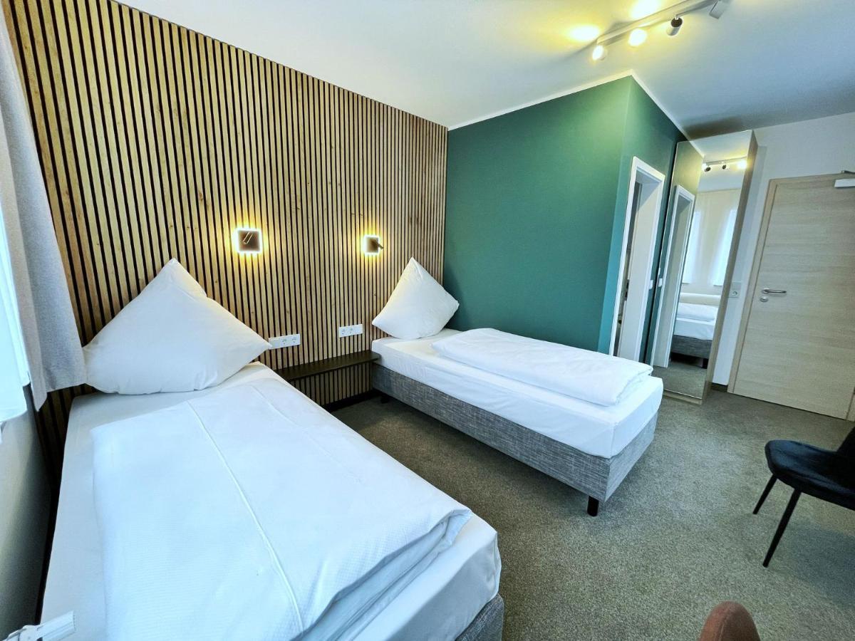 Hotel Xenia フレンスブルク エクステリア 写真